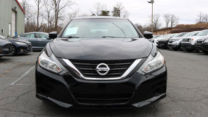 Used 2017 Nissan Altima 2.5 S w/ Power Driver Seat Package image 2