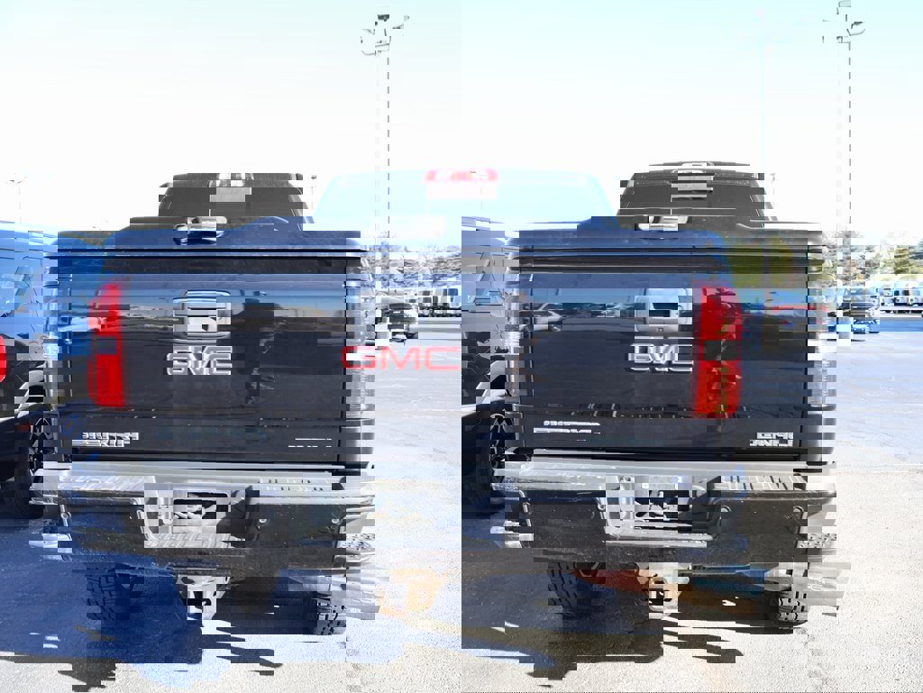 Used 2016 GMC Sierra 2500 Denali w/ Duramax Plus Package image 19