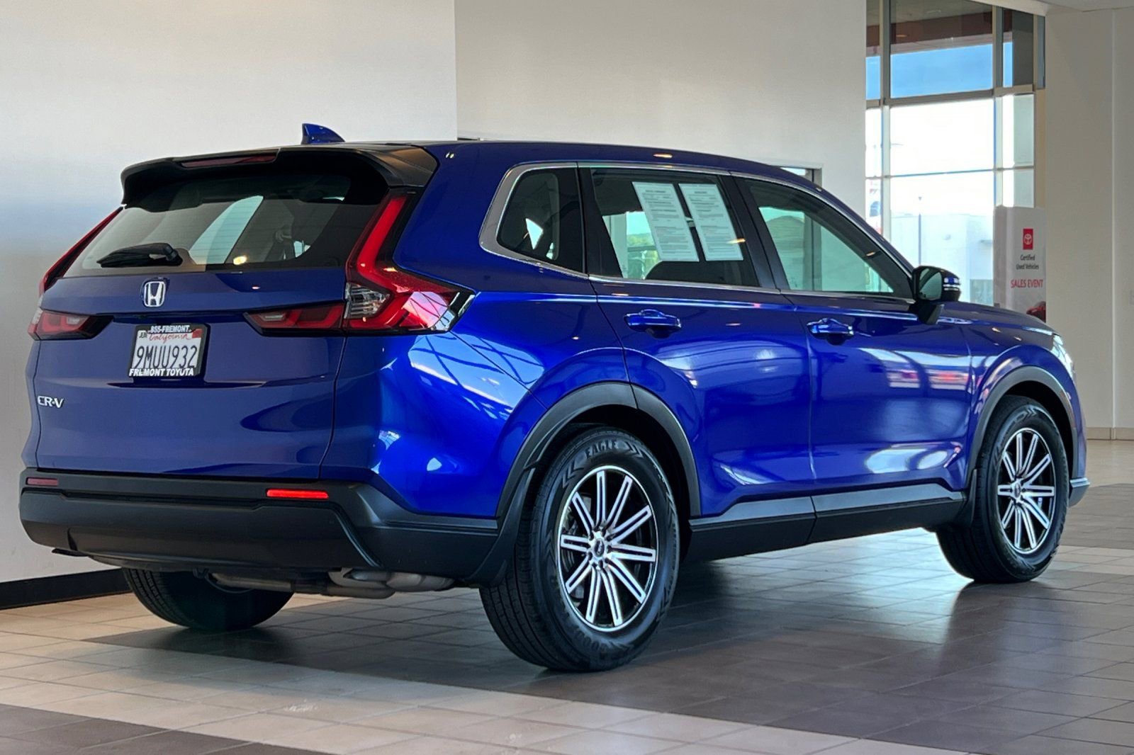 Used 2024 Honda CR-V LX image 4