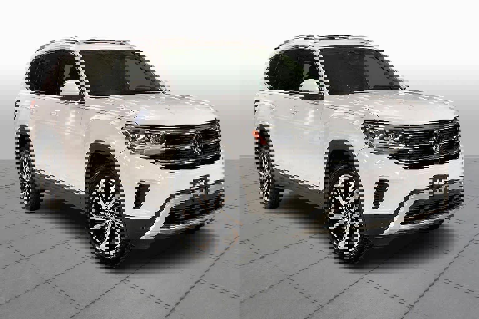 Used 2021 Volkswagen Atlas SEL Premium image 2