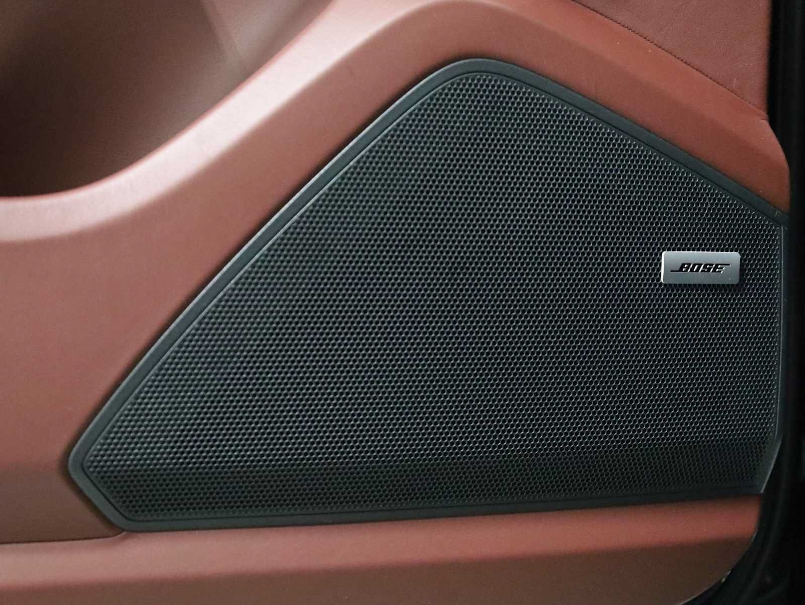 Certified 2024 Porsche Cayenne Turbo AWD/4WD image 17