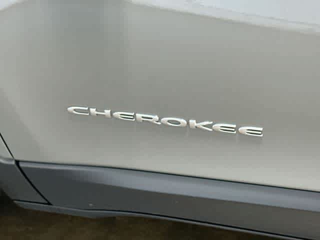 Used 2021 Jeep Cherokee Latitude Lux AWD/4WD image 28