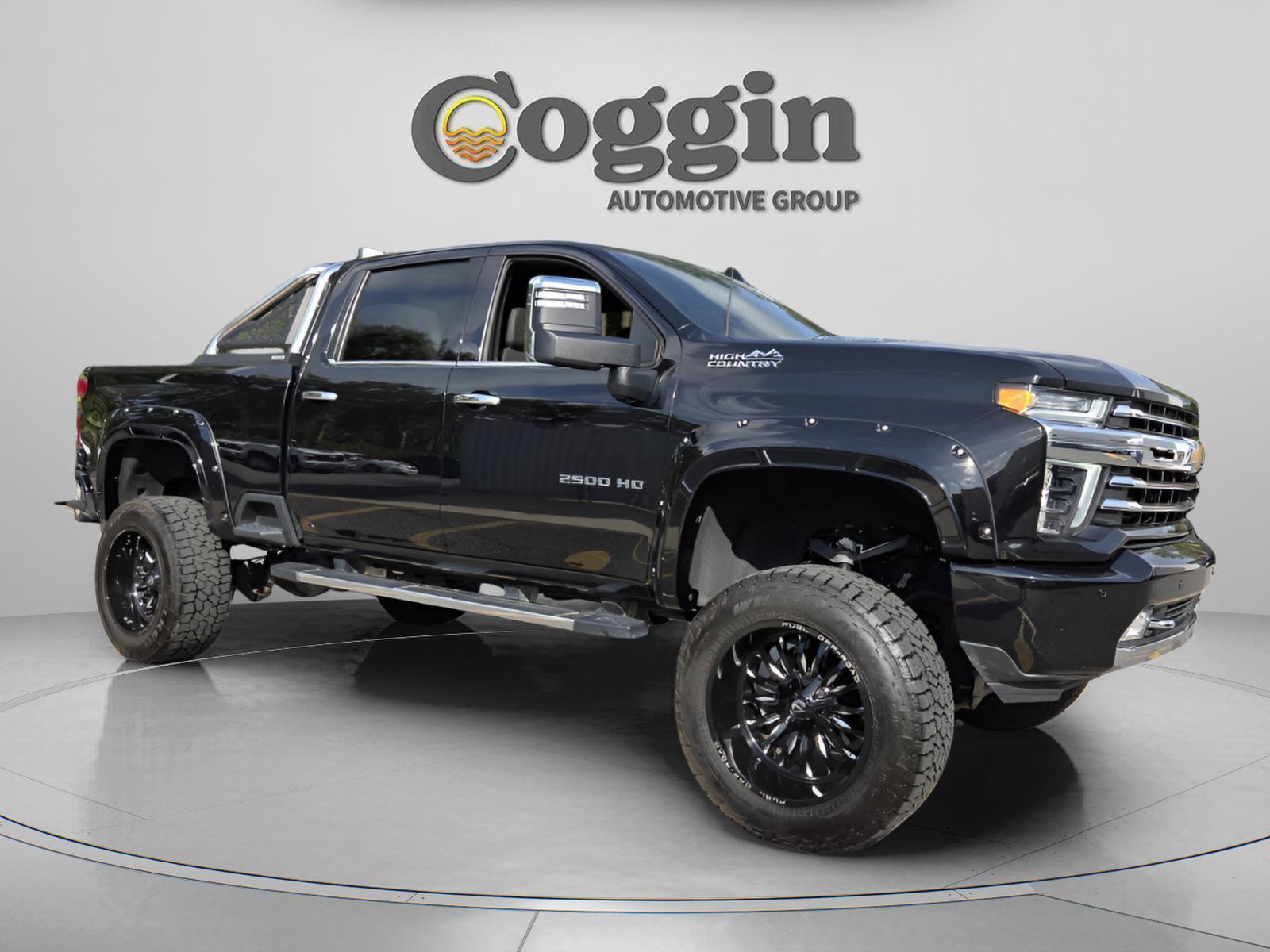 Used 2023 Chevrolet Silverado 2500 High Country w/ Z71 Off-Road Package AWD/4WD image 7