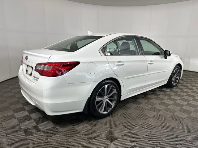 Used 2017 Subaru Legacy 2.5i Limited image 3