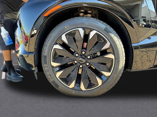 Certified 2024 Chevrolet Blazer EV RS AWD/4WD image 34