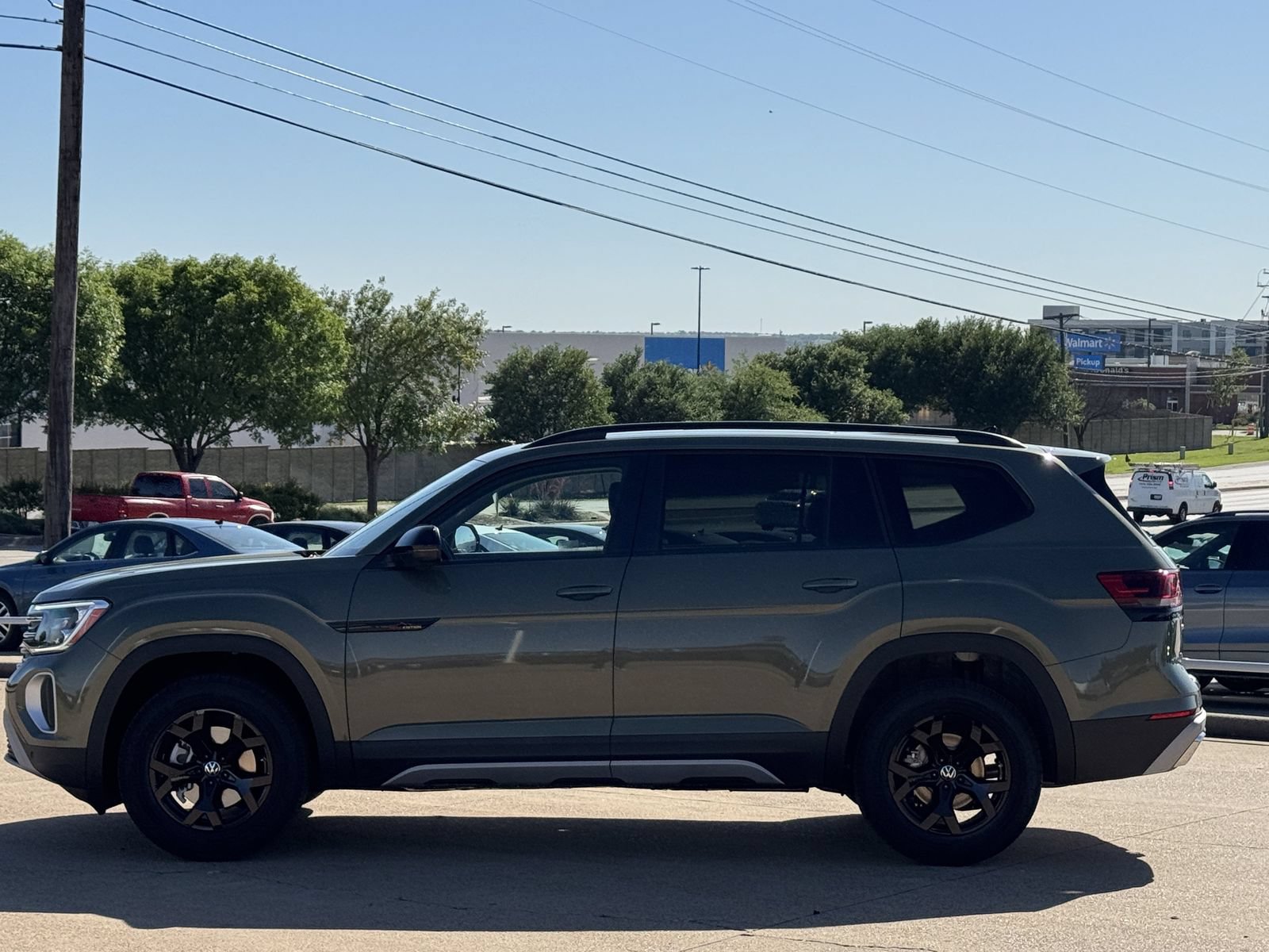 New 2026 Volkswagen Atlas Peak Edition AWD/4WD image 8