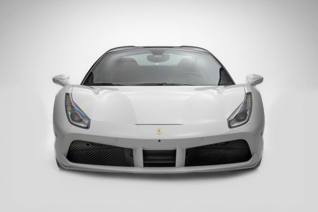 Used 2018 Ferrari 488 Spider Base image 3