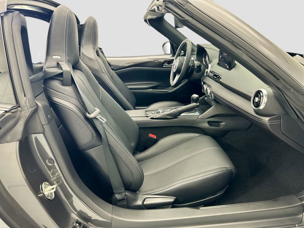 Used 2025 MAZDA MX-5 Miata RF Grand Touring w/ Weather Package image 18