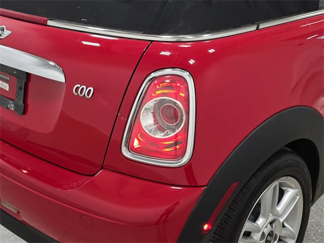Used 2013 MINI Cooper Convertible image 30