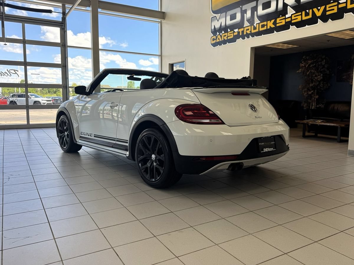 Used 2017 Volkswagen Beetle 1.8T Dune FWD image 4