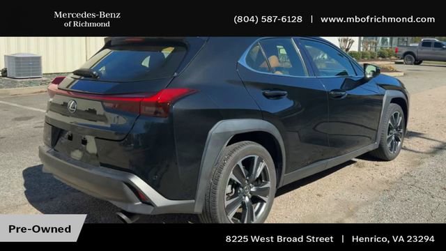 Used 2021 Lexus UX 200 200 Base w/ Accessory Package (Z1) image 2