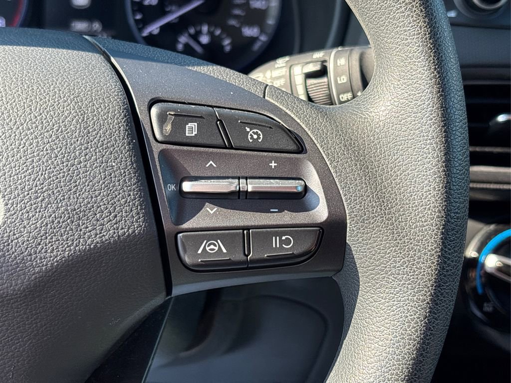 Certified 2023 Hyundai Kona SEL AWD/4WD image 24