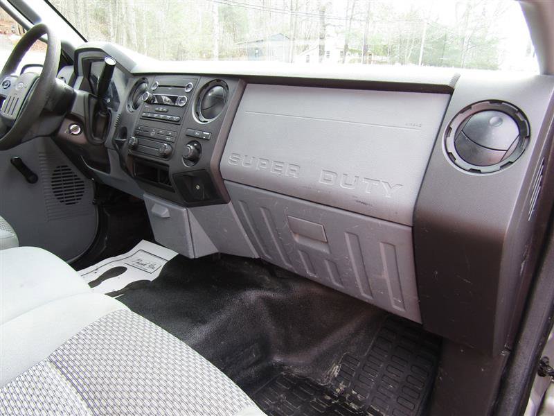 Used 2011 Ford F250 XL image 21