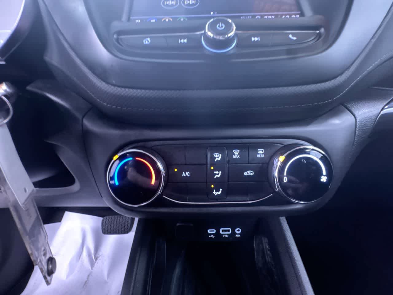 Used 2022 Chevrolet TrailBlazer LS FWD image 28