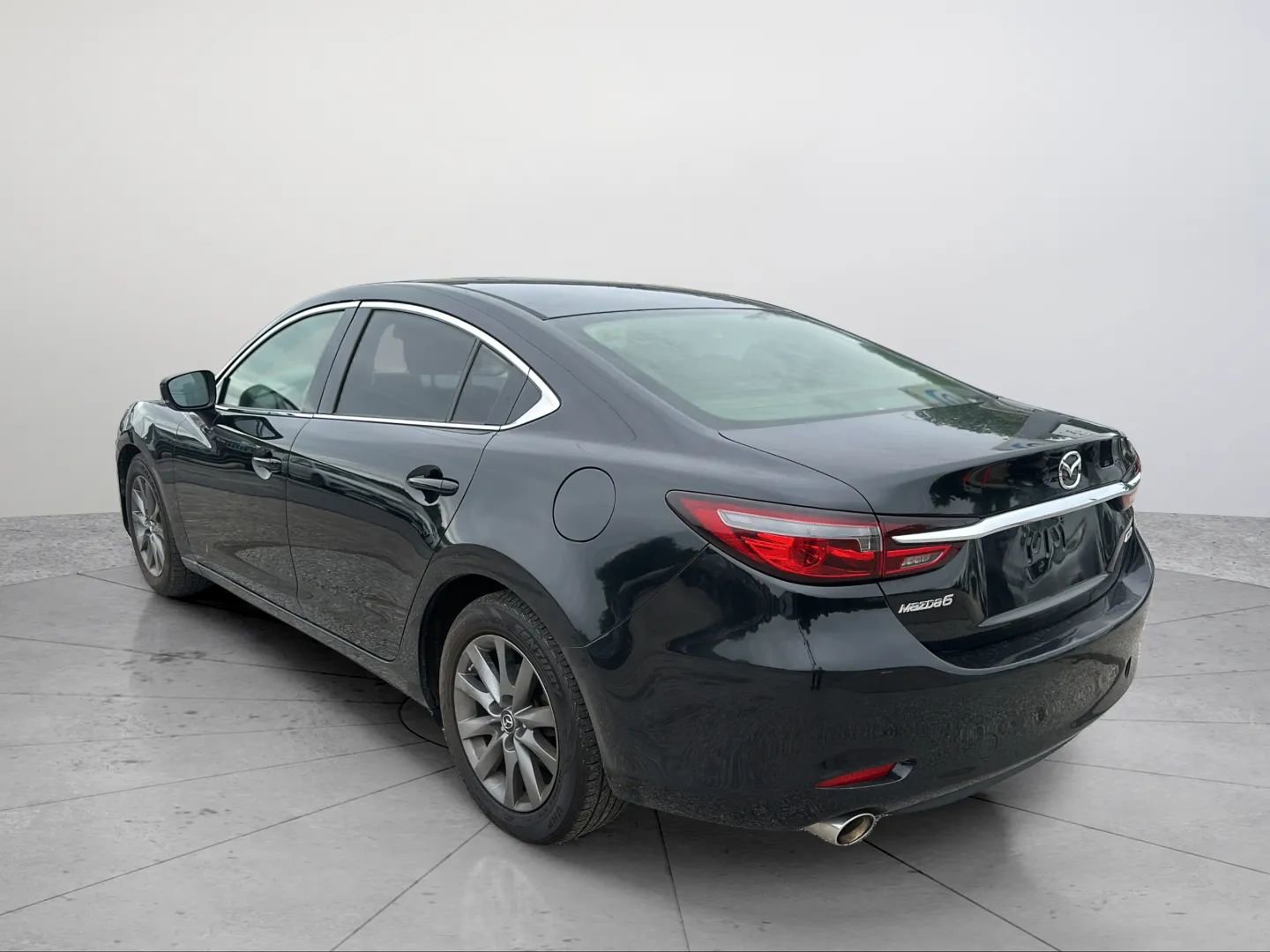 Used 2018 MAZDA MAZDA6 Sport FWD image 3