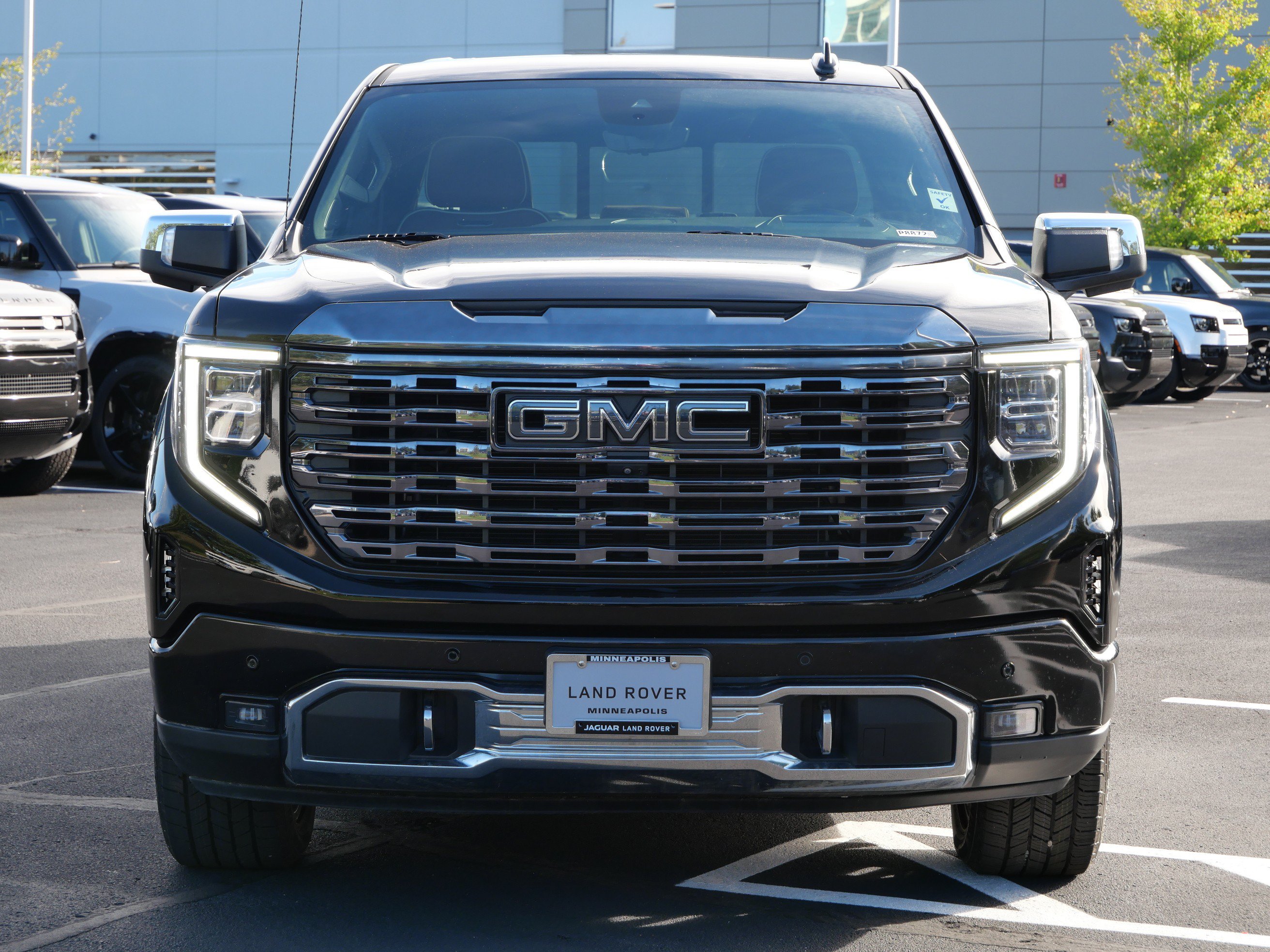 Used 2023 GMC Sierra 1500 Denali Ultimate AWD/4WD image 9