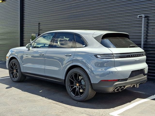 New 2026 Porsche Cayenne S AWD/4WD image 3