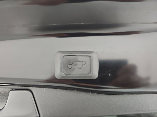 Certified 2025 Toyota RAV4 XLE Premium FWD image 34
