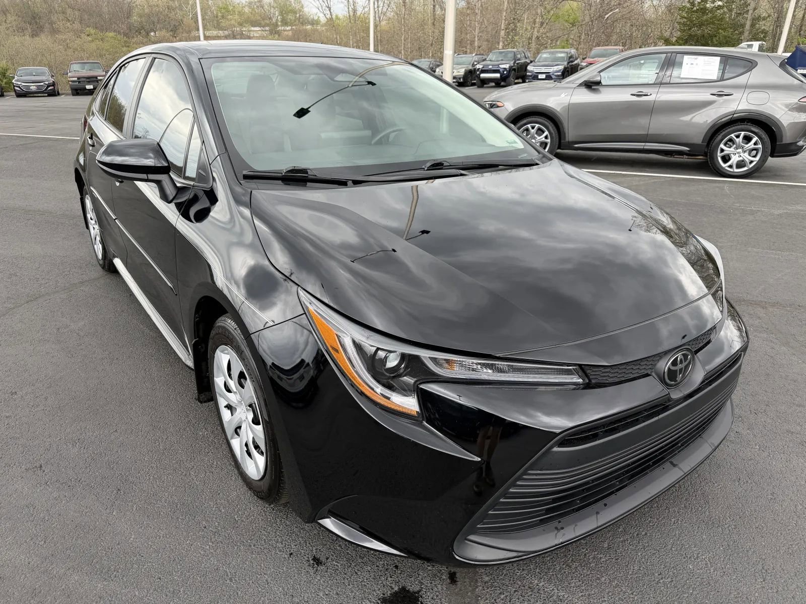 Used 2024 Toyota Corolla LE image 6