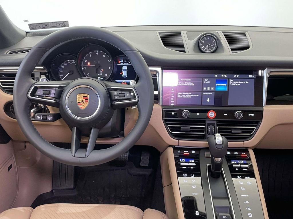 New 2026 Porsche Macan image 27