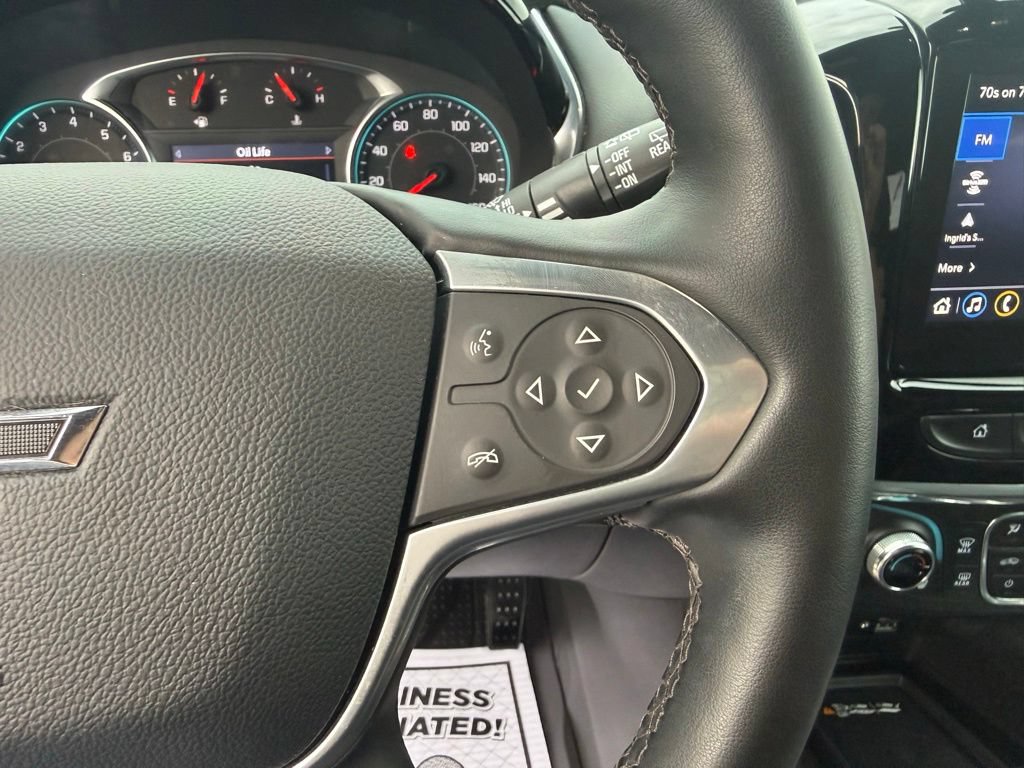 Used 2023 Chevrolet Traverse RS w/ LPO, Floor Liner Package FWD image 33