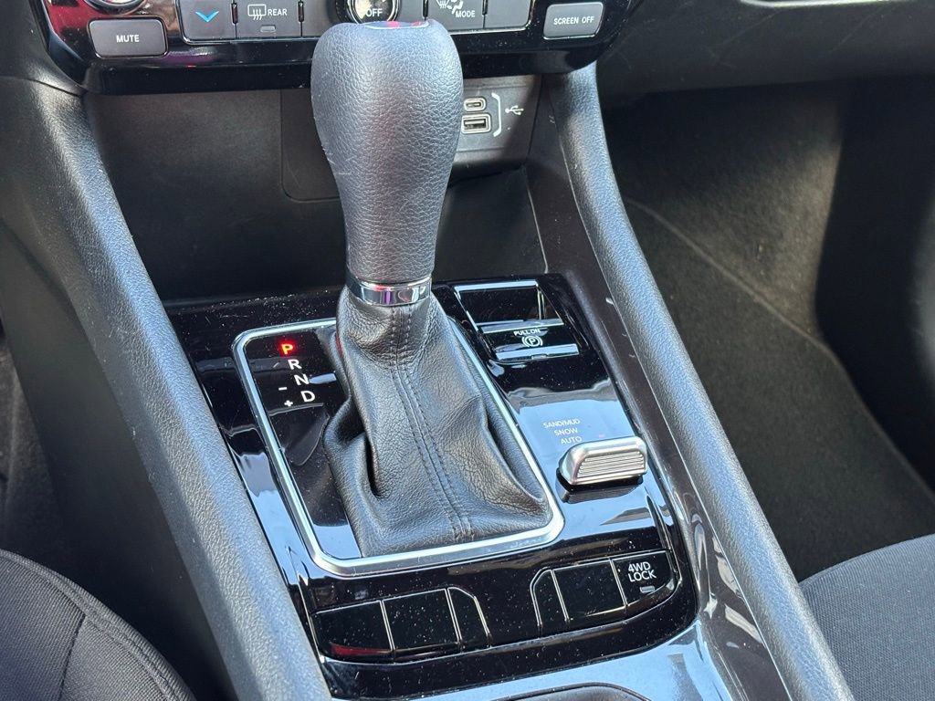 Used 2024 Jeep Compass Sport image 22