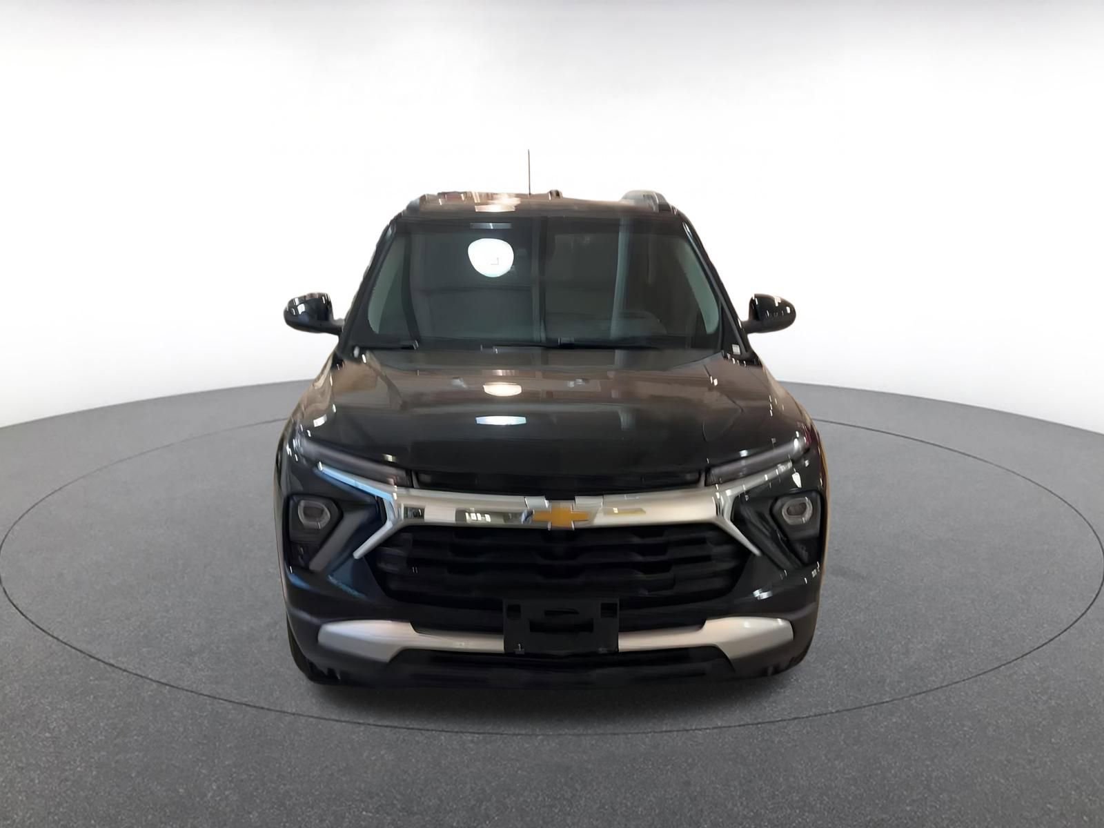 Used 2025 Chevrolet TrailBlazer LT image 4