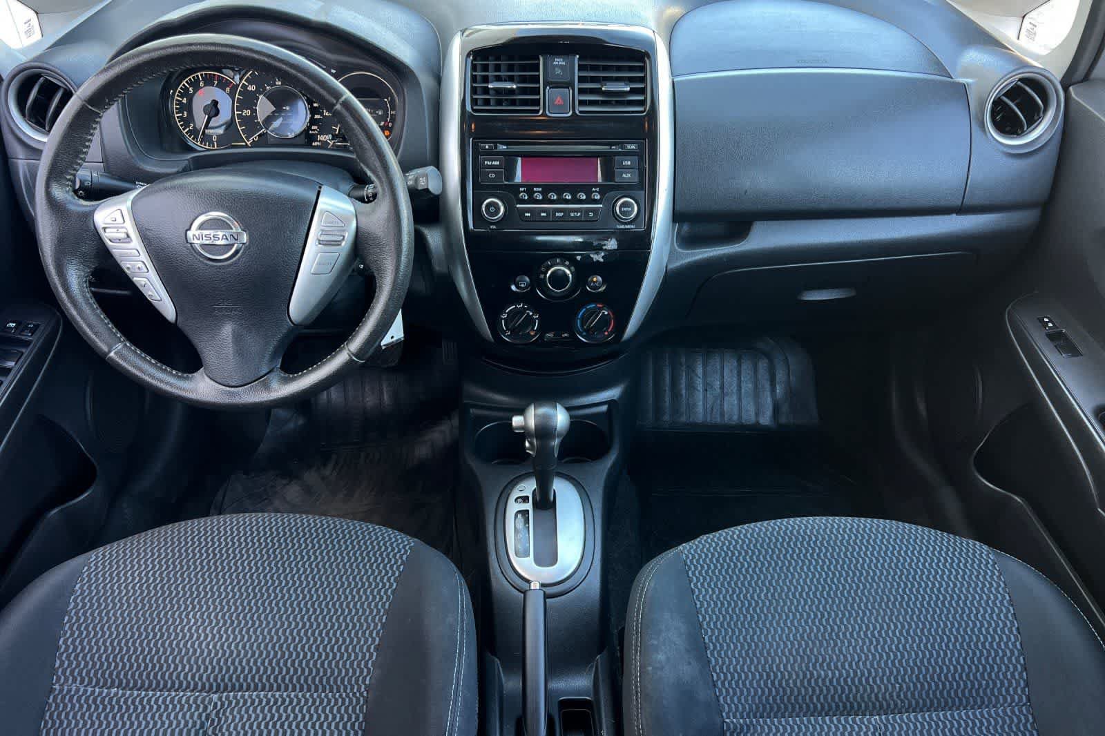 Used 2015 Nissan Versa Note SV FWD image 4