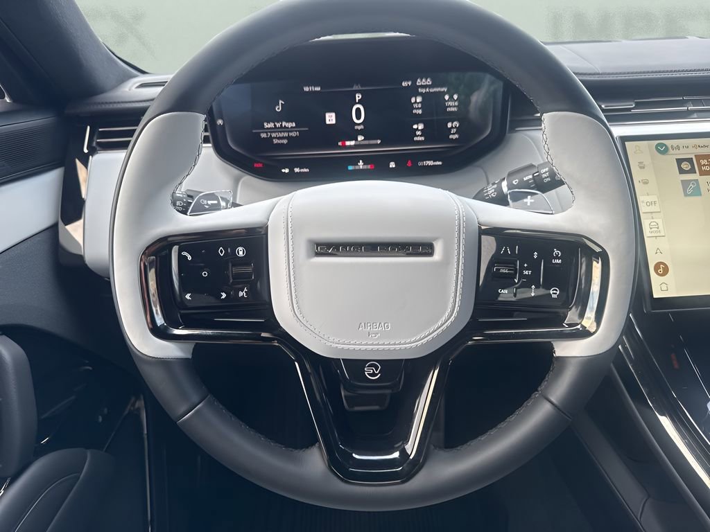 Used 2025 Land Rover Range Rover Sport SV Edition Two image 15