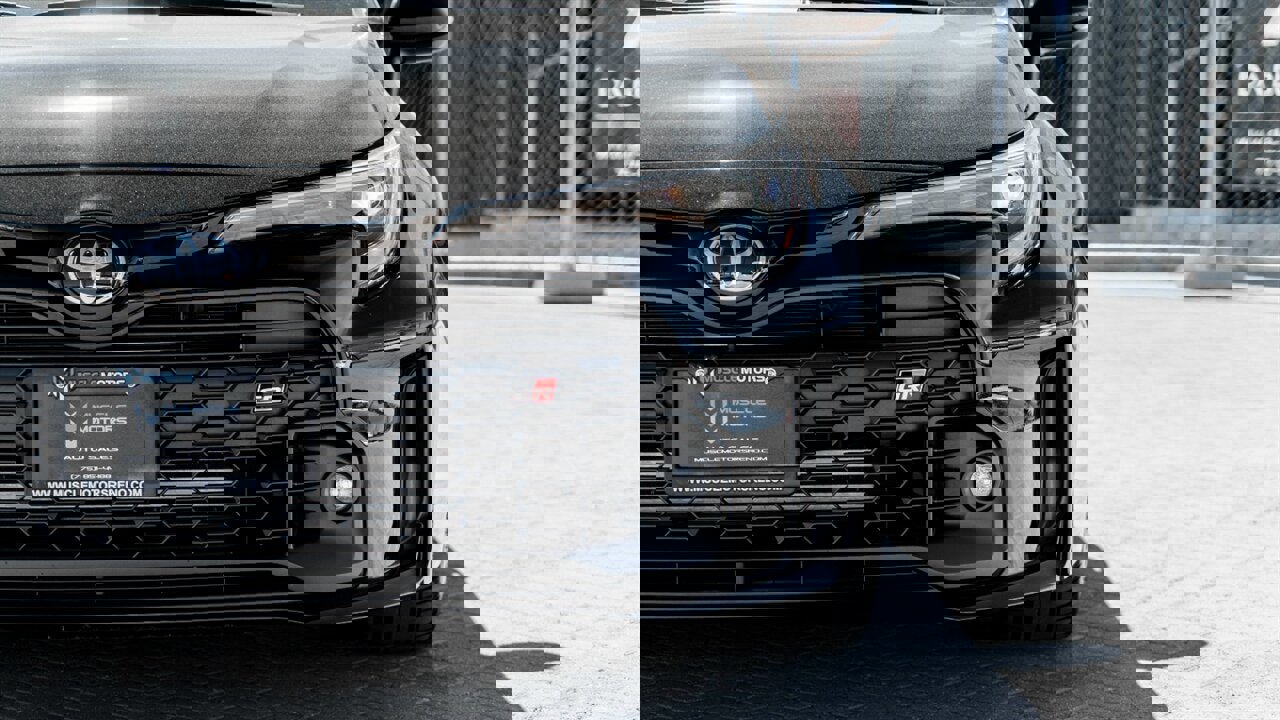 Used 2023 Toyota Corolla Core w/ Performance Package image 7