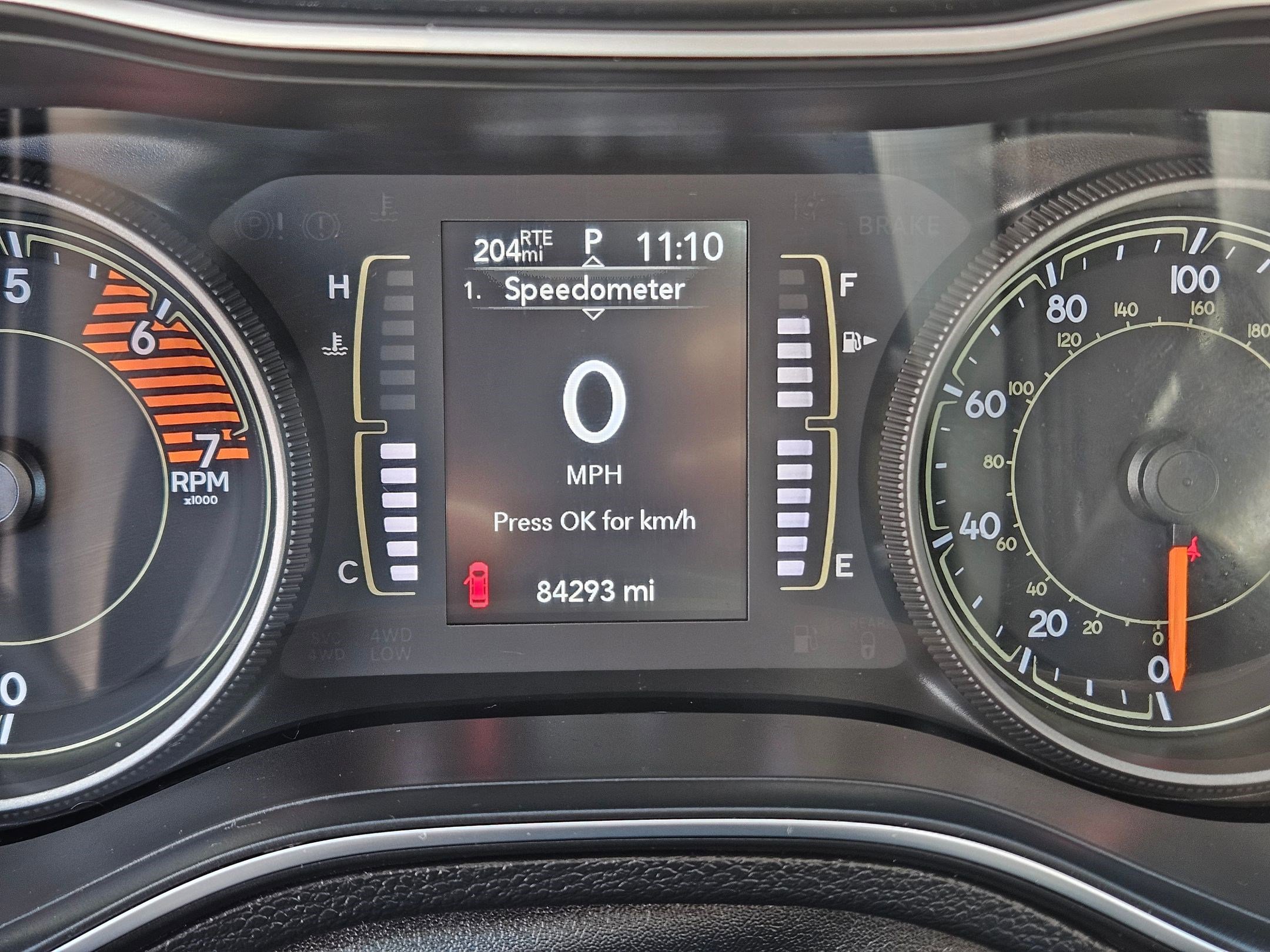 Used 2020 Jeep Cherokee Latitude Plus w/ Cold Weather Group AWD/4WD image 24