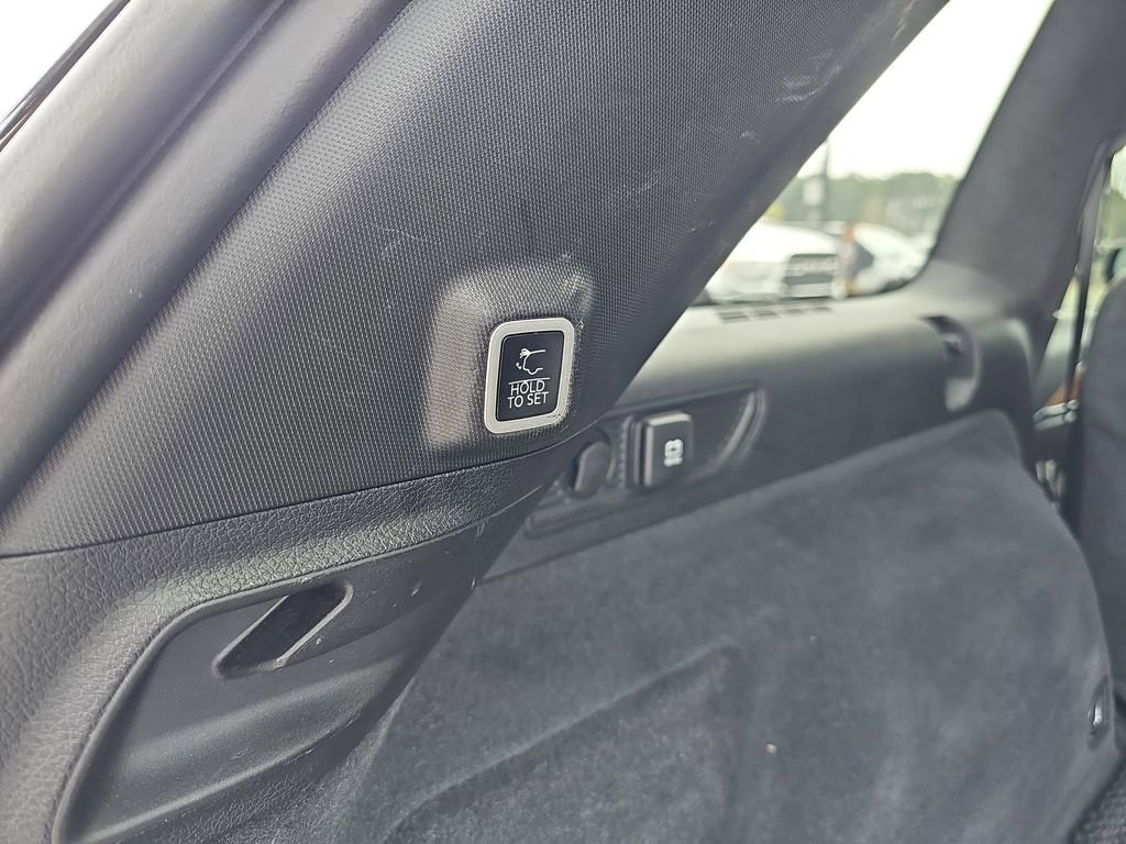 Used 2023 Jeep Grand Cherokee Summit image 17