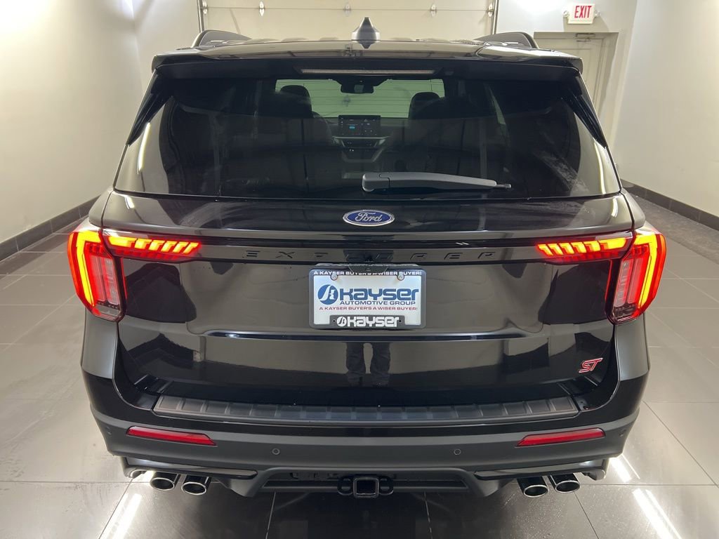 New 2026 Ford Explorer ST w/ Sun And Sound Package image 5