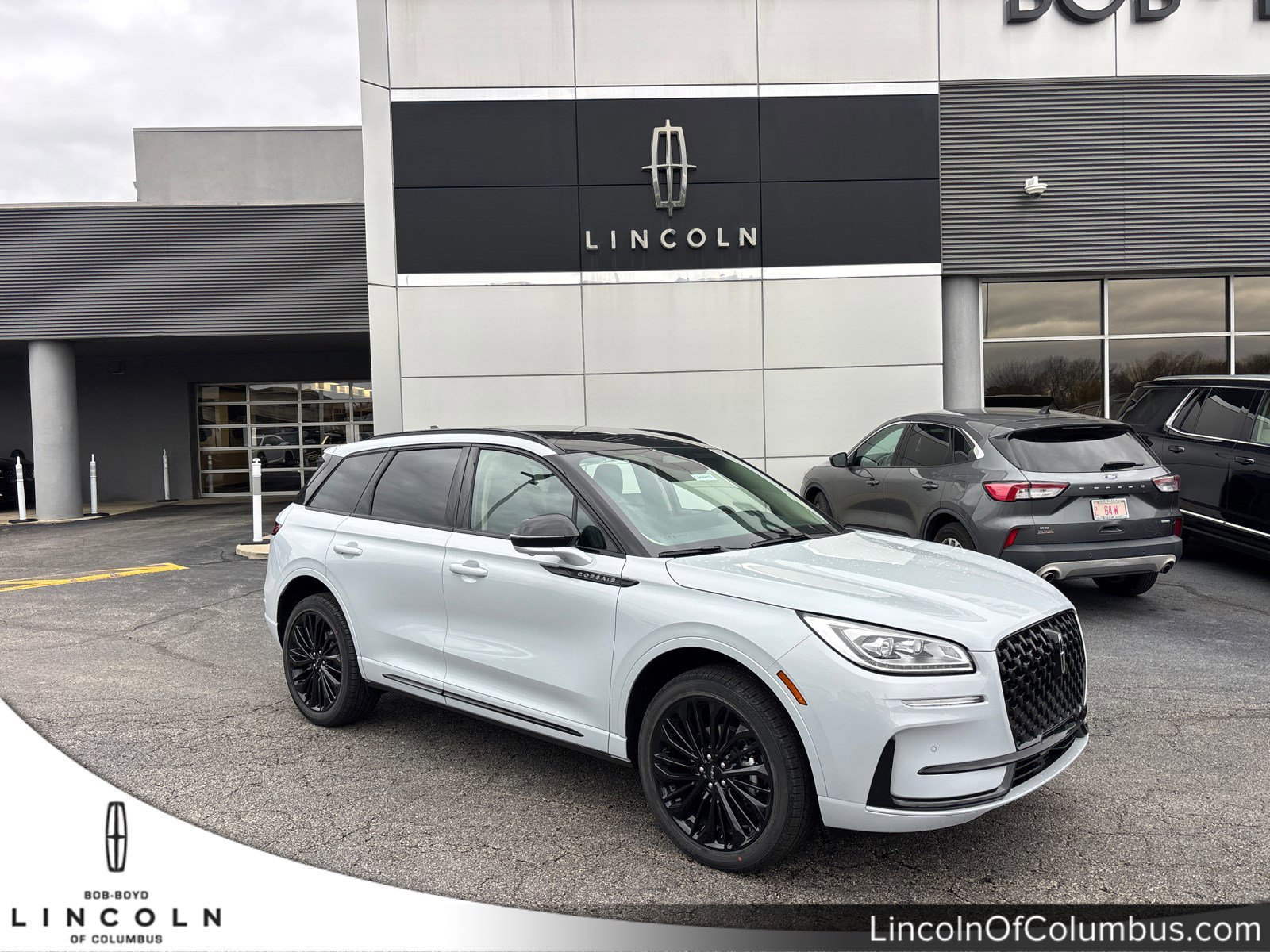 New 2026 Lincoln Corsair Reserve w/ Jet Appearance Package