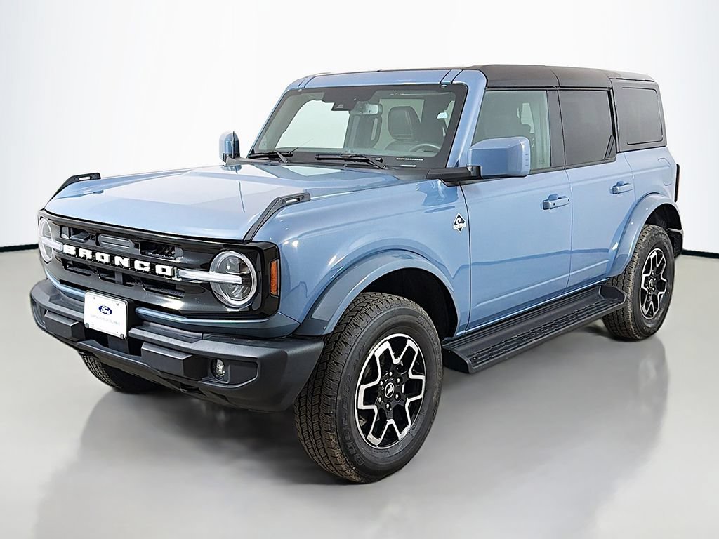 Used 2025 Ford Bronco Outer Banks AWD/4WD image 8