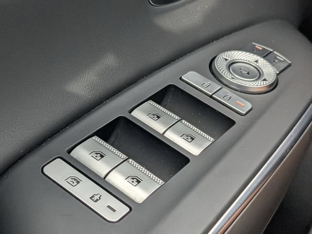 Certified 2024 Genesis Electrified GV70 AWD/4WD image 23