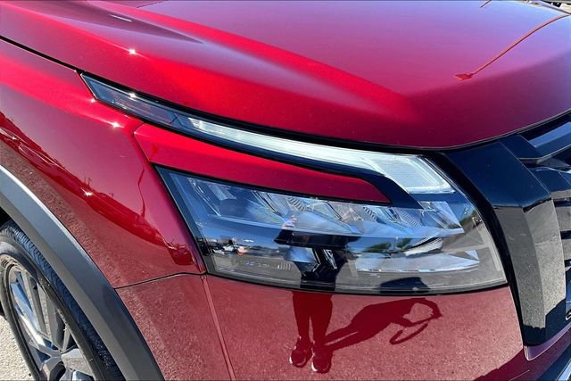 Certified 2025 Nissan Pathfinder SL w/ SL Premium Package image 29