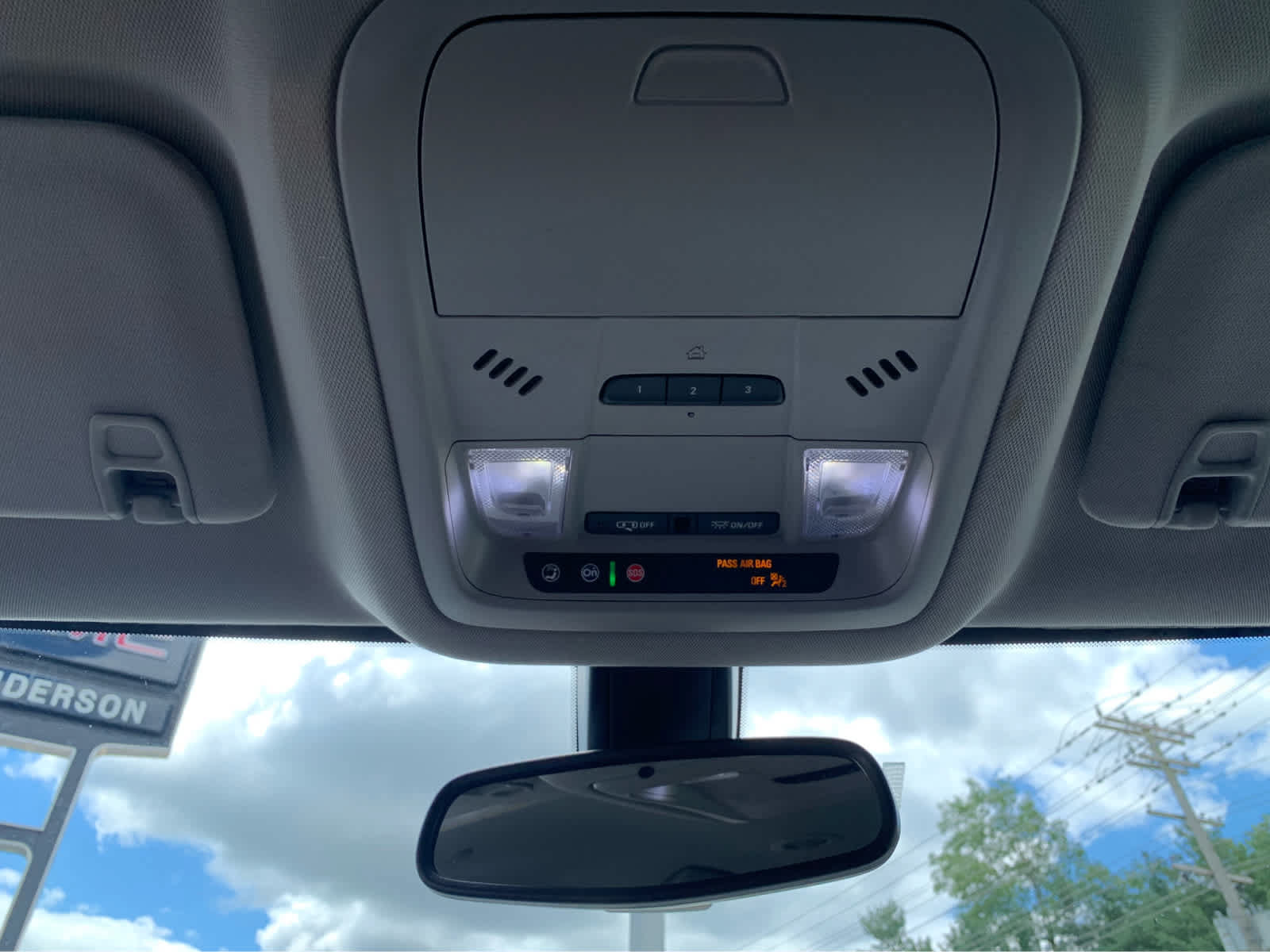 Used 2020 GMC Acadia SLT FWD image 23