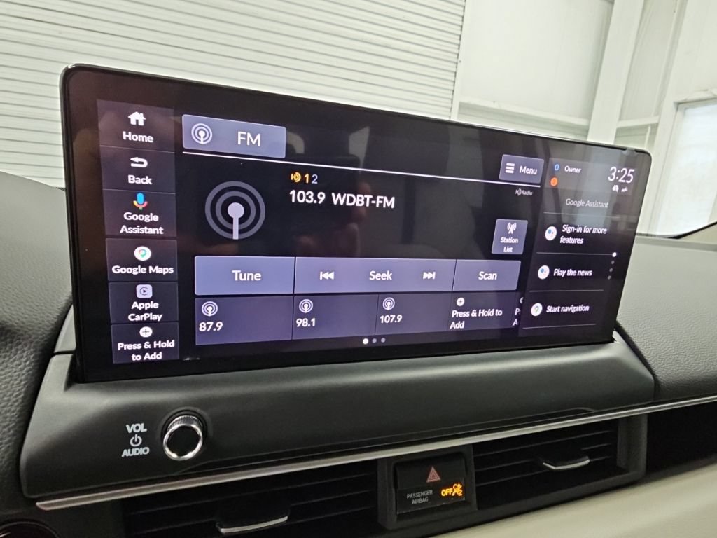 New 2026 Honda Pilot Touring image 16