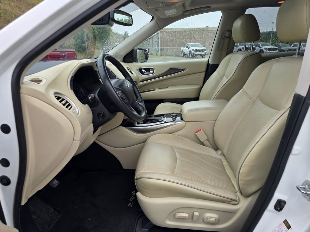 Used 2019 INFINITI QX60 Luxe w/ Essential Package AWD/4WD image 4