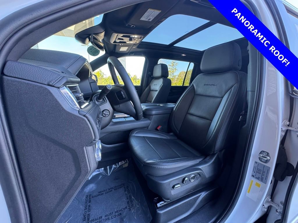 Used 2024 GMC Yukon XL Denali image 7