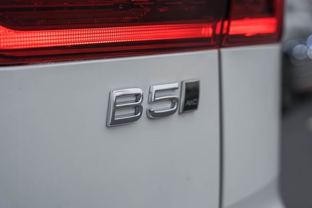 New 2026 Volvo XC60 B5 Plus w/ Protection Package Premier image 9