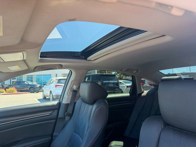 Used 2021 Honda Accord Touring image 26