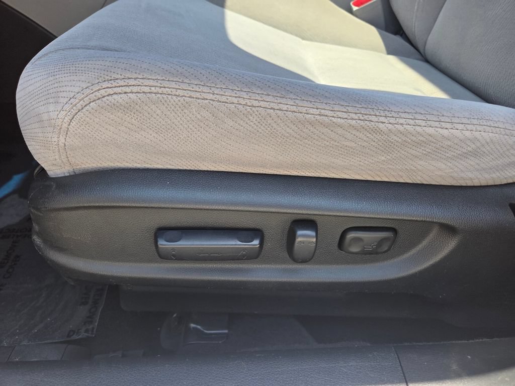 Used 2013 Honda Accord EX image 10