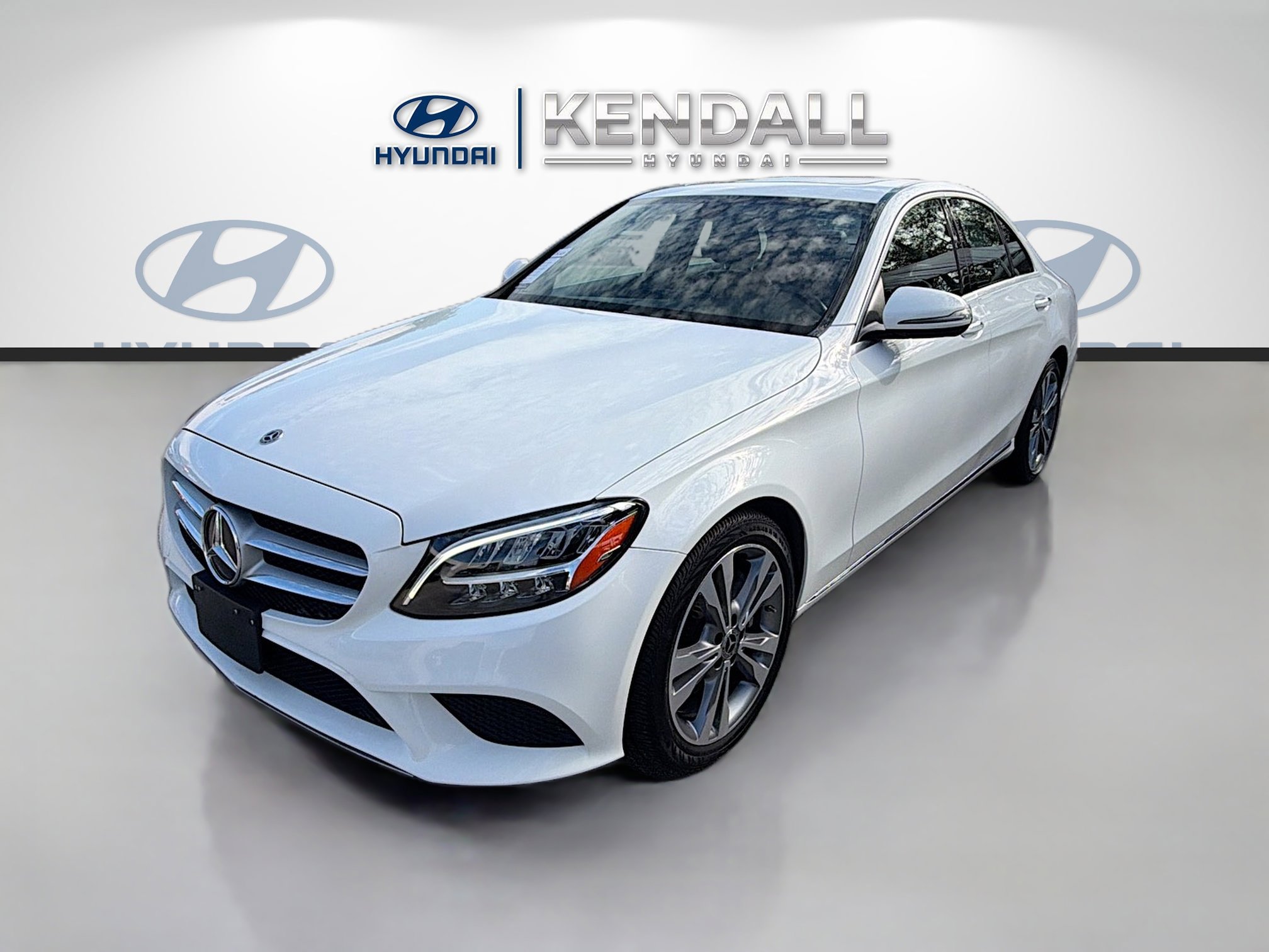 Used 2019 Mercedes-Benz C 300 Sedan image 3