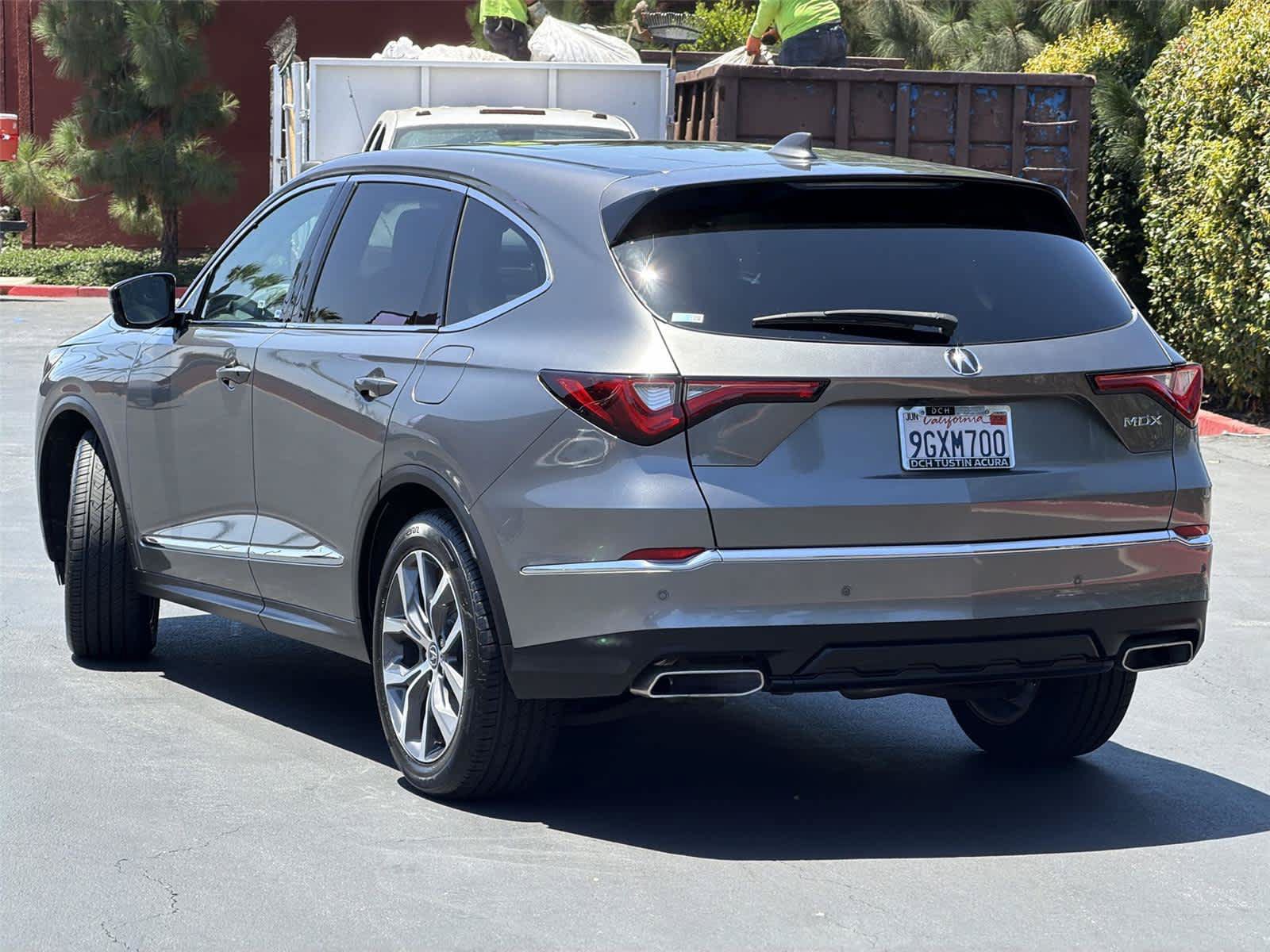 Certified 2023 Acura MDX FWD w/ Technology Package image 5