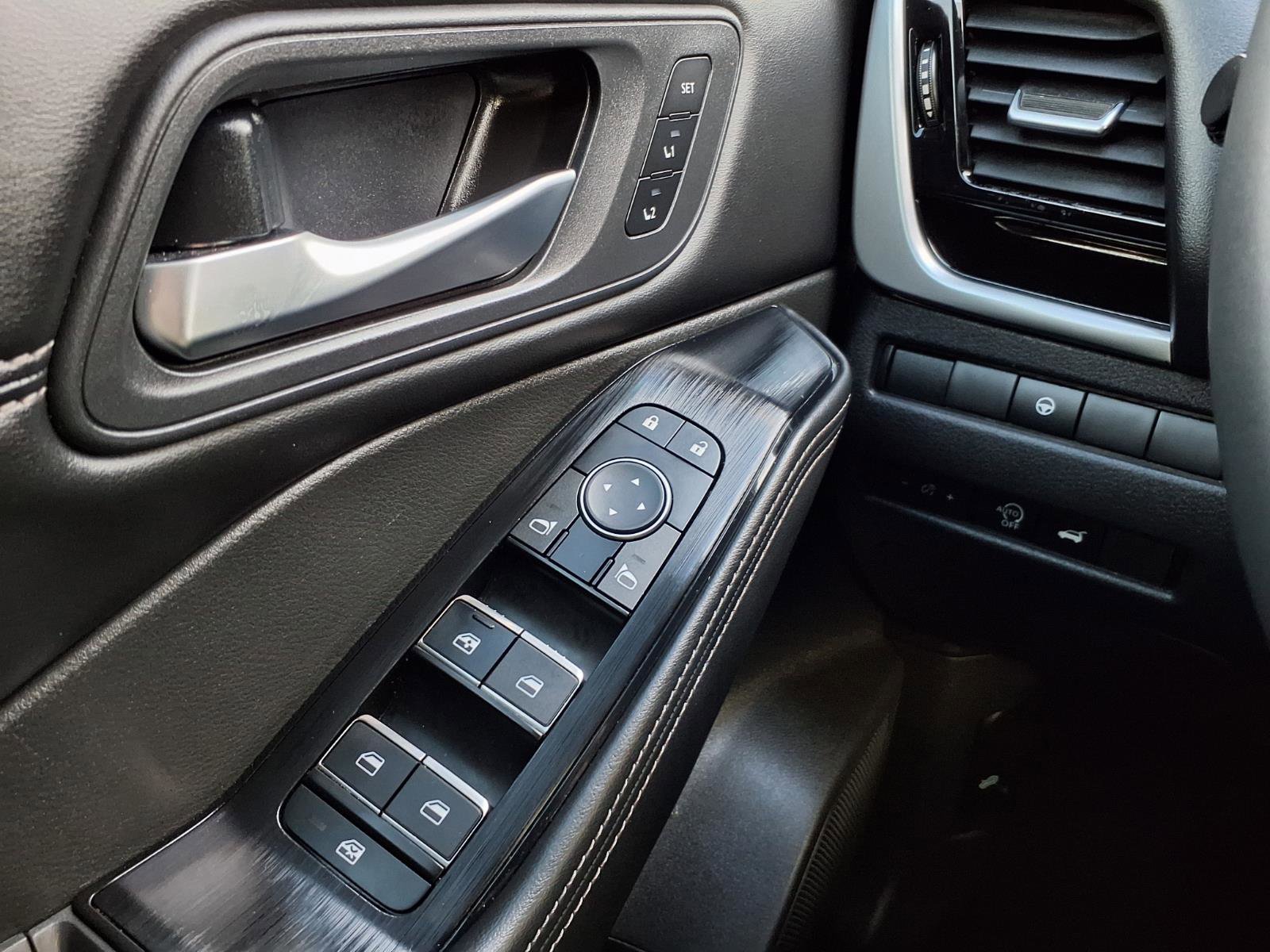 Certified 2023 Nissan Rogue SL w/ SL Premium Package image 22