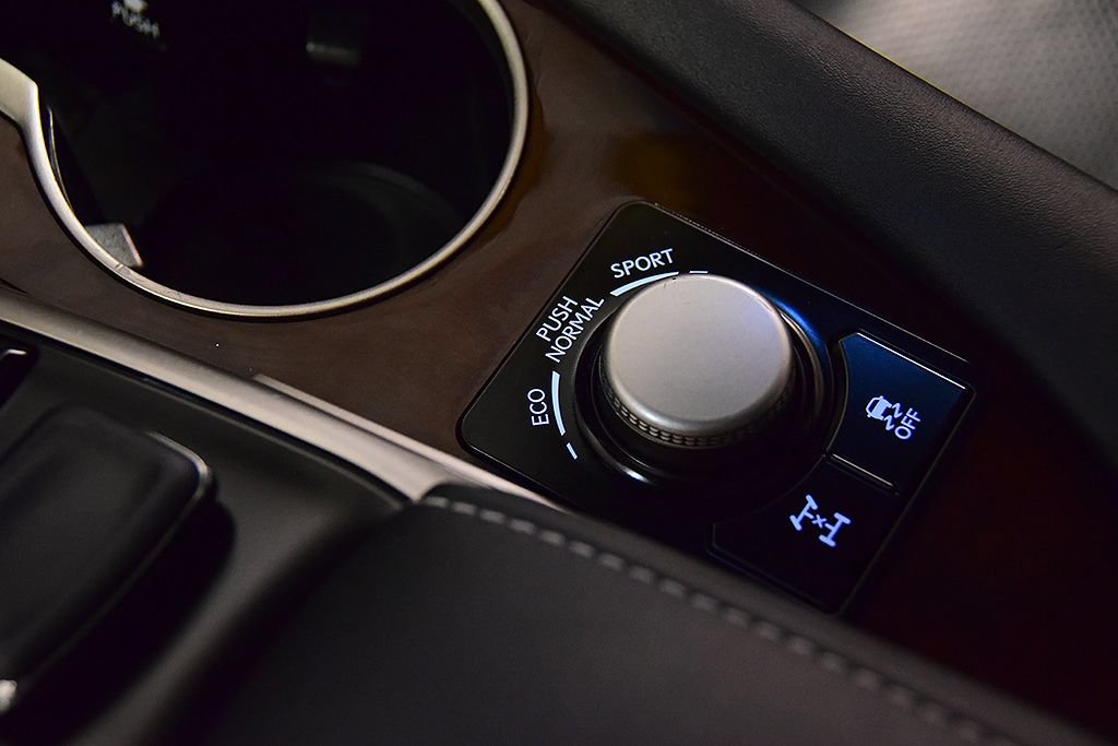 Used 2019 Lexus RX 350 AWD w/ Navigation Package image 25