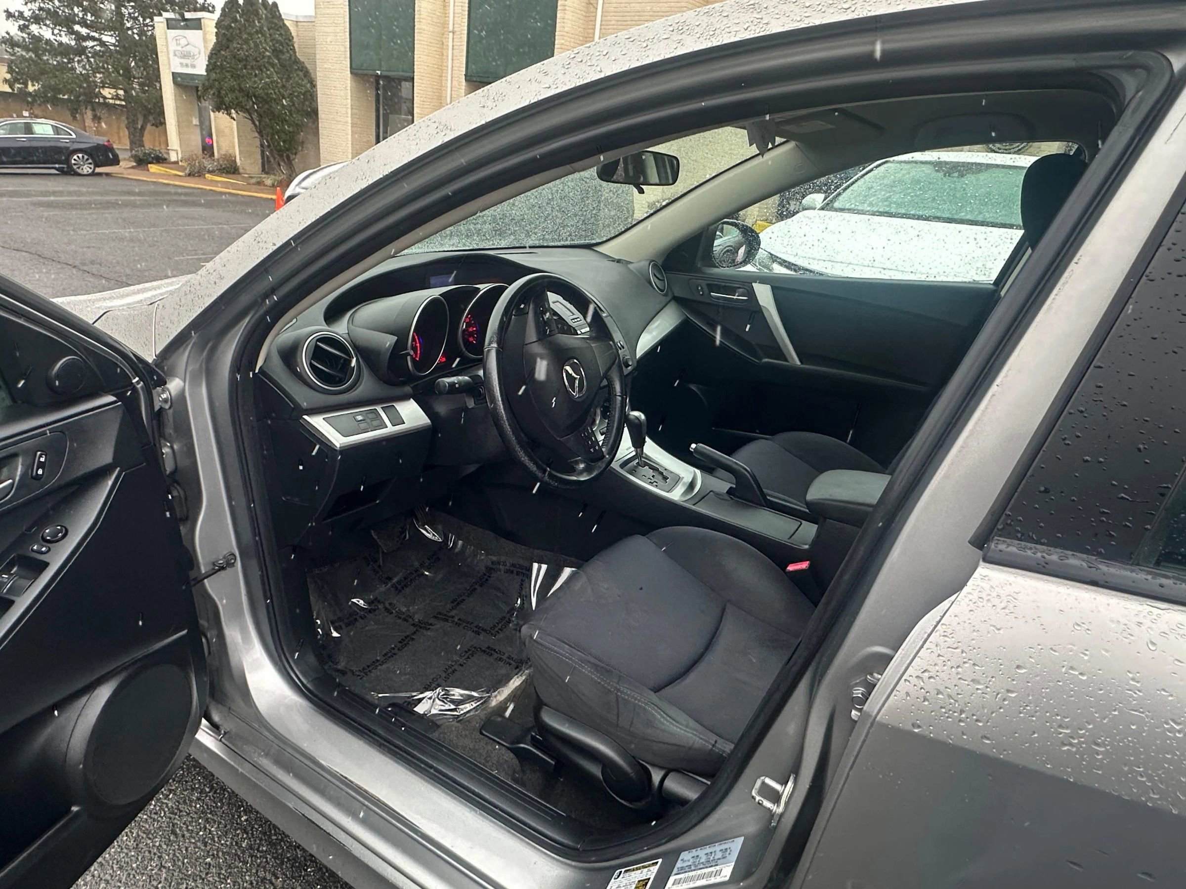 Used 2011 MAZDA MAZDA3 s Sport image 7