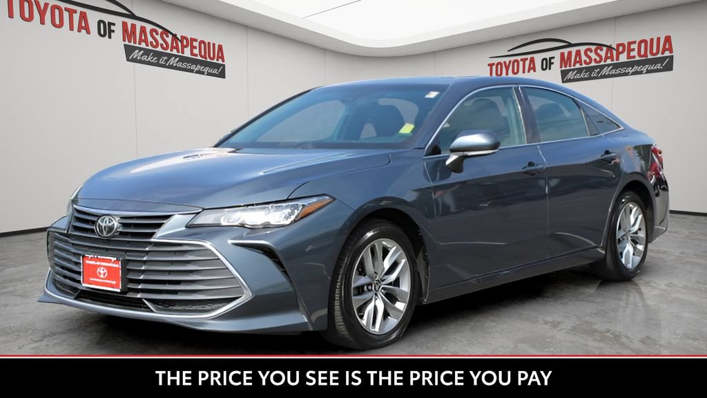 Certified 2022 Toyota Avalon XLE w/ Moonroof Package